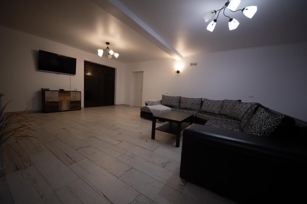 Casa Avram Villa Râmnicu Vâlcea Dış mekan fotoğraf