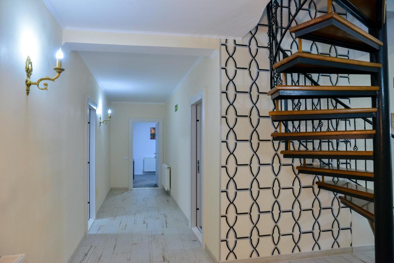 Casa Avram Villa Râmnicu Vâlcea Dış mekan fotoğraf